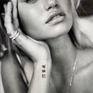 Meet your Posher, Lily